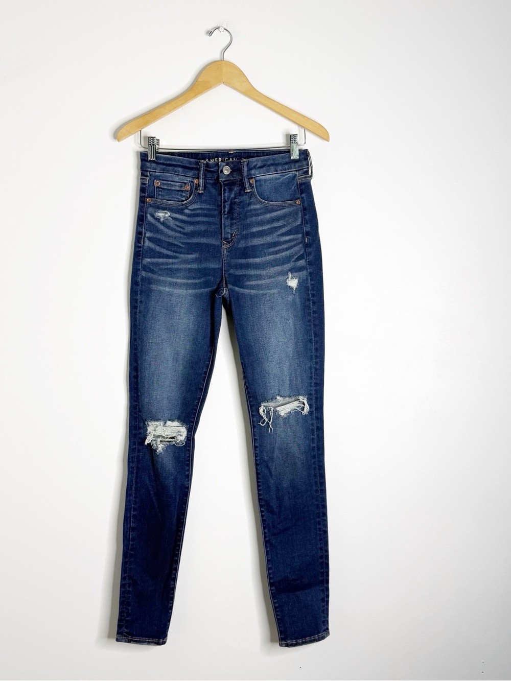 American Eagle Luxe Super High Rise Jegging Jeans Size 4 Long Distressed